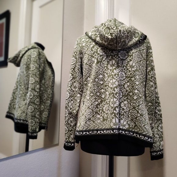 Beautiful Icelandic wool zip up hoodie sweater - Picture 2 of 6